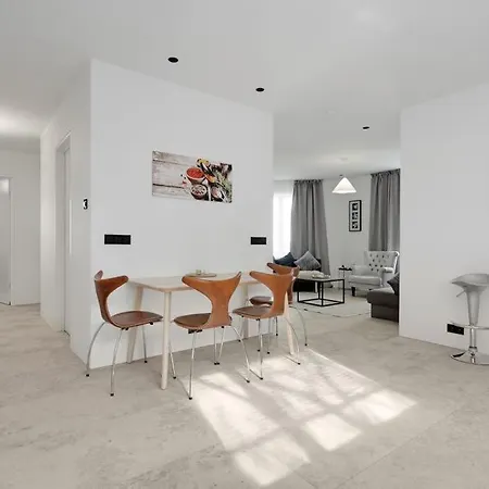 Luxury Kartuli Рейкьявик